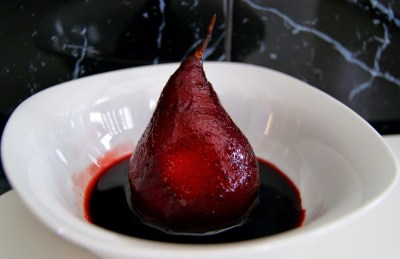 DE MESA EN MESA-Peras al vino tinto.