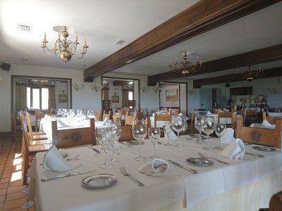 de mesa en mesa-salon comedor interior-Marixa.