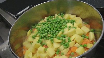 DE MESA EN MESA REVISTA GASTRONOMICA receta de la menestra de verdura paso a paso por Cesar restaurante  Cecilio Logroño