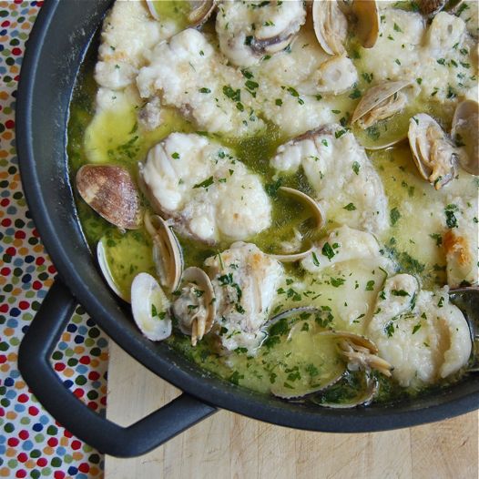 de-mesa-en-mesa-rape-en-salsa-verde-con-almejas