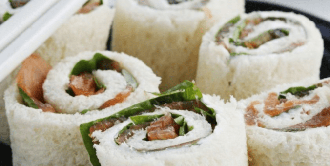 picoteo-de-fin-de-semana-rollos-de-salmon-de-mesa-en-mesa-revista-gastronomica